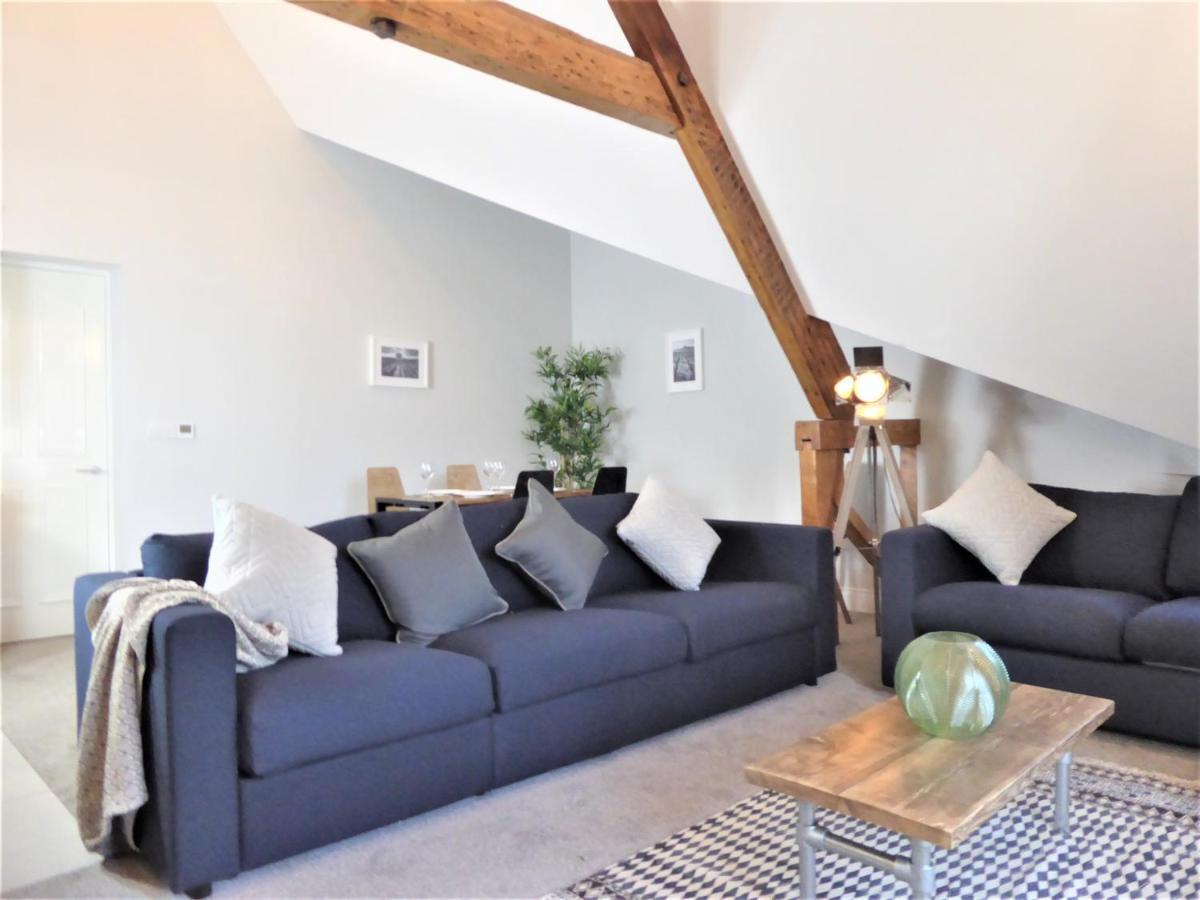 Town Hall Lofts, Settle Bagian luar foto