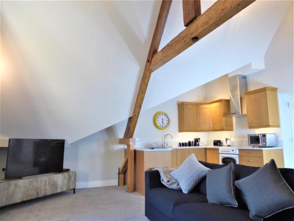 Town Hall Lofts, Settle Bagian luar foto
